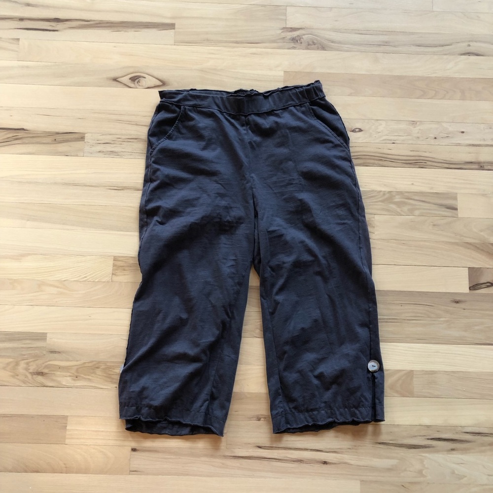 Neon Buddha Bluish gray yoga crop pants, size L